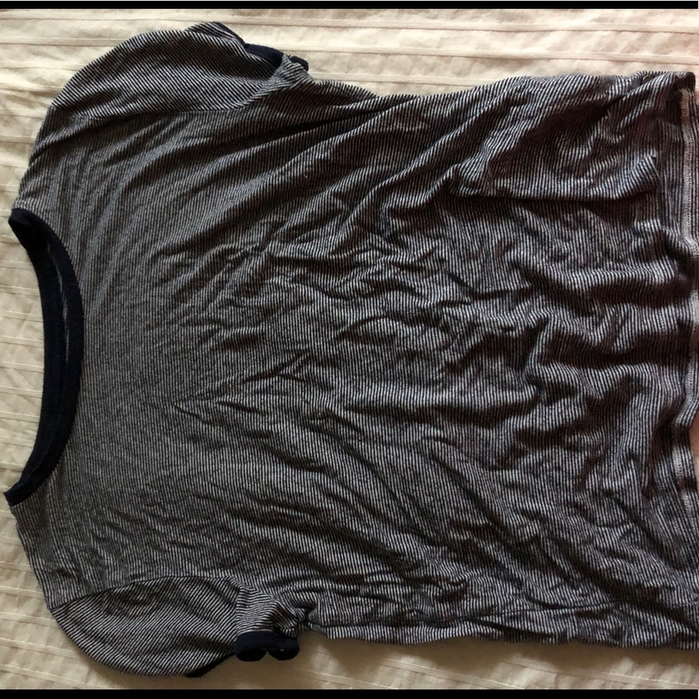 abercrombie and finch striped tee